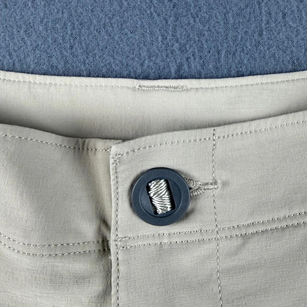 Under Armour Fish Hunter Cargo Shorts Men's 28 Beige Heatgear Hiking Wicking